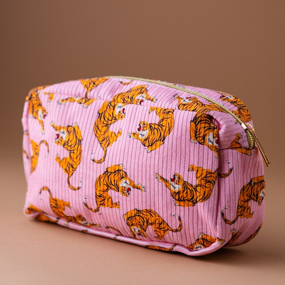 NEW Tiger Pattern Polyester Cosmetic Bag - Picture 3 of 8